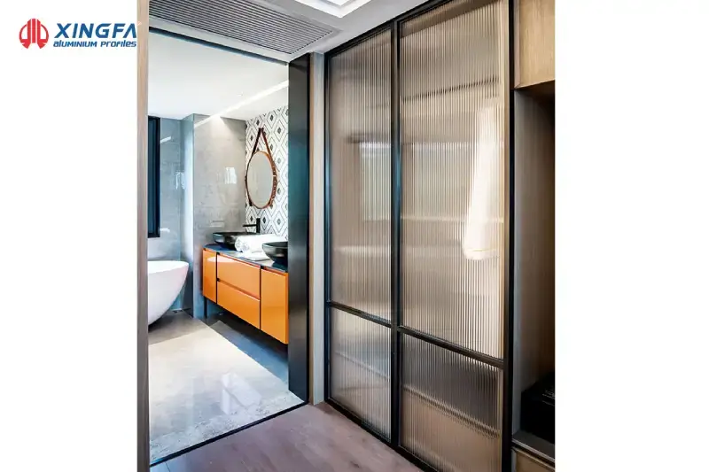 Cửa nhôm Xingfa kính mờ