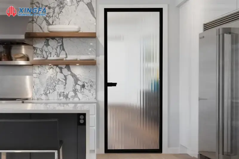 Cửa nhôm Xingfa kính mờ