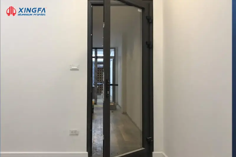 Mẫu cửa nhôm Xingfa Class A mở quay