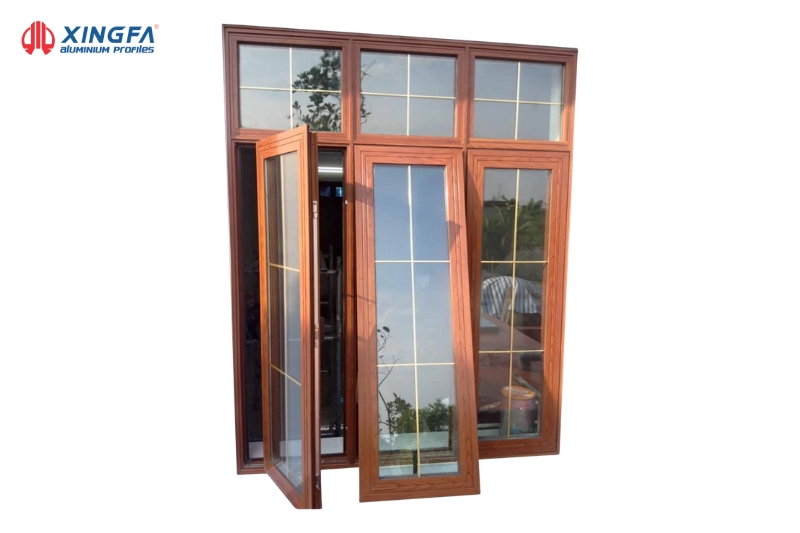 Cửa nhôm hệ 55 vân gỗ