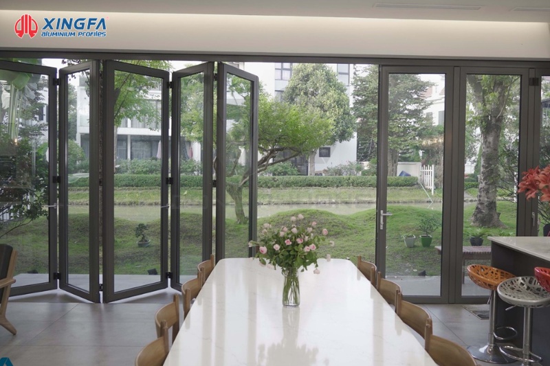 Cửa nhôm xếp trượt