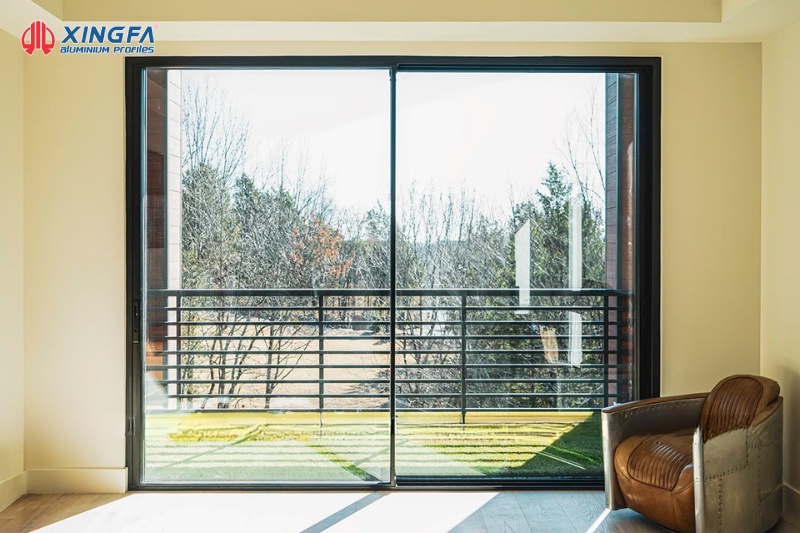 Cửa trượt 2 cánh: Giải pháp mở rộng không gian nhỏ hẹp 2 Cửa trượt 2 cánh