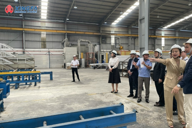 Nhà thầu cửa nhôm kính