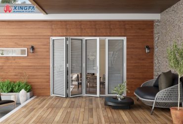 Cách trừ cửa đi 4 cánh hệ 55: Công thức cắt nhôm chuẩn xác